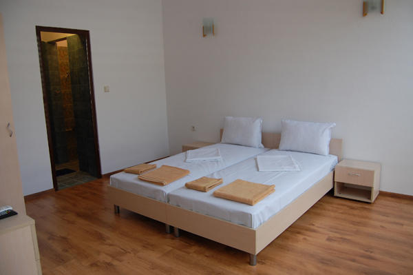 Albergue The White House Karlovo Habitación foto