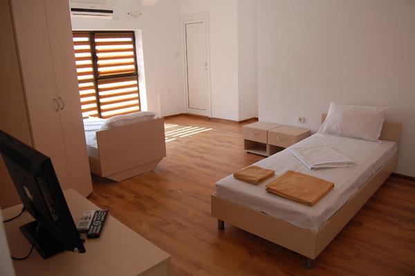 Albergue The White House Karlovo Exterior foto